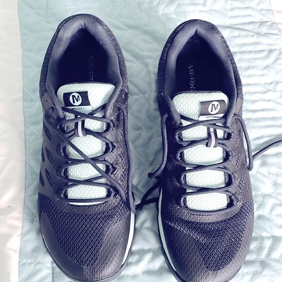 Merrell Women’s Sneaker - Picture 3 of 8